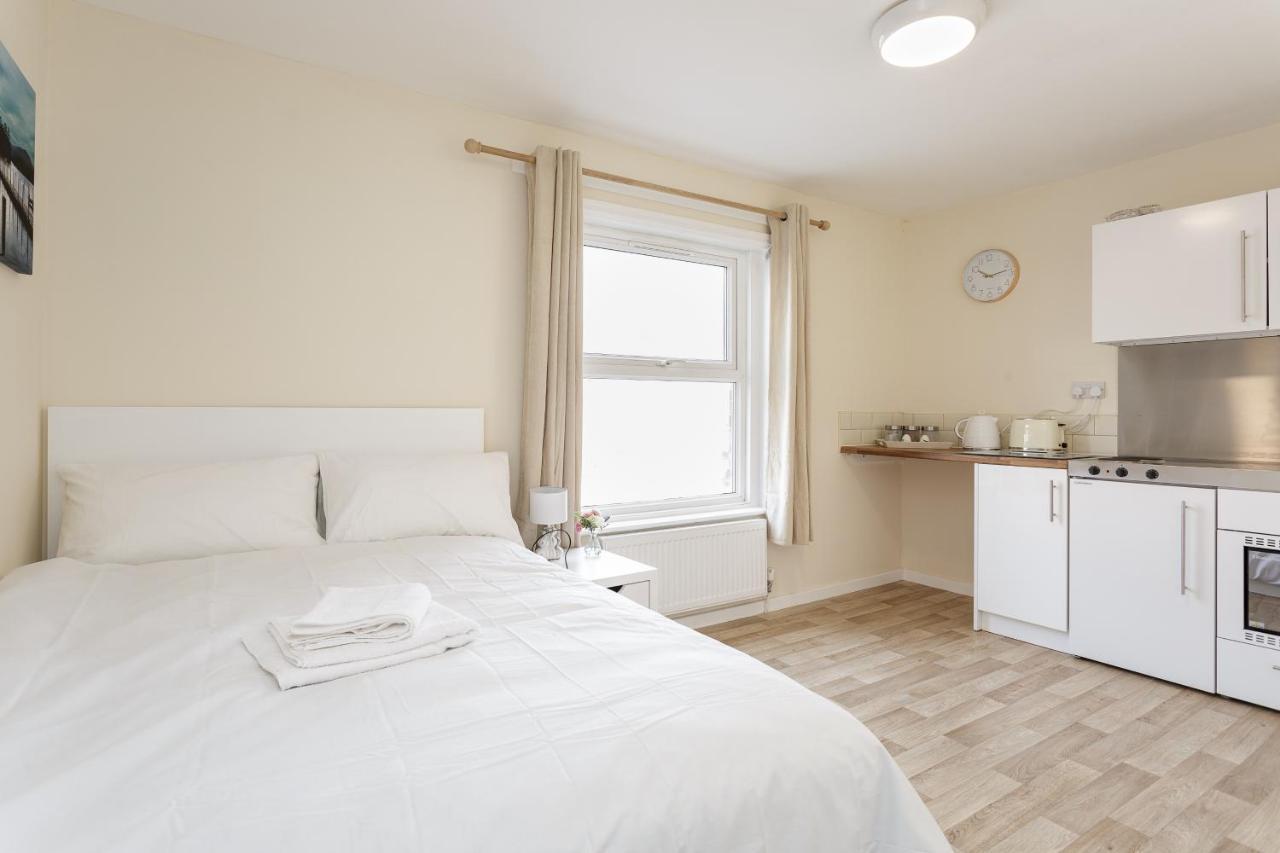 סאות'המפטון Blackberry - Stylish Self-Contained Flats In Soton City Centre חדר תמונה