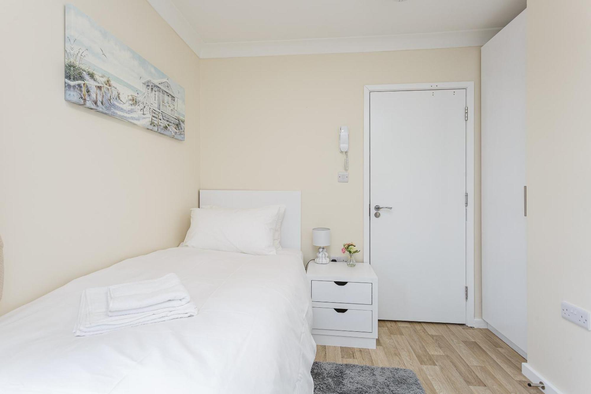 סאות'המפטון Blackberry - Stylish Self-Contained Flats In Soton City Centre חדר תמונה