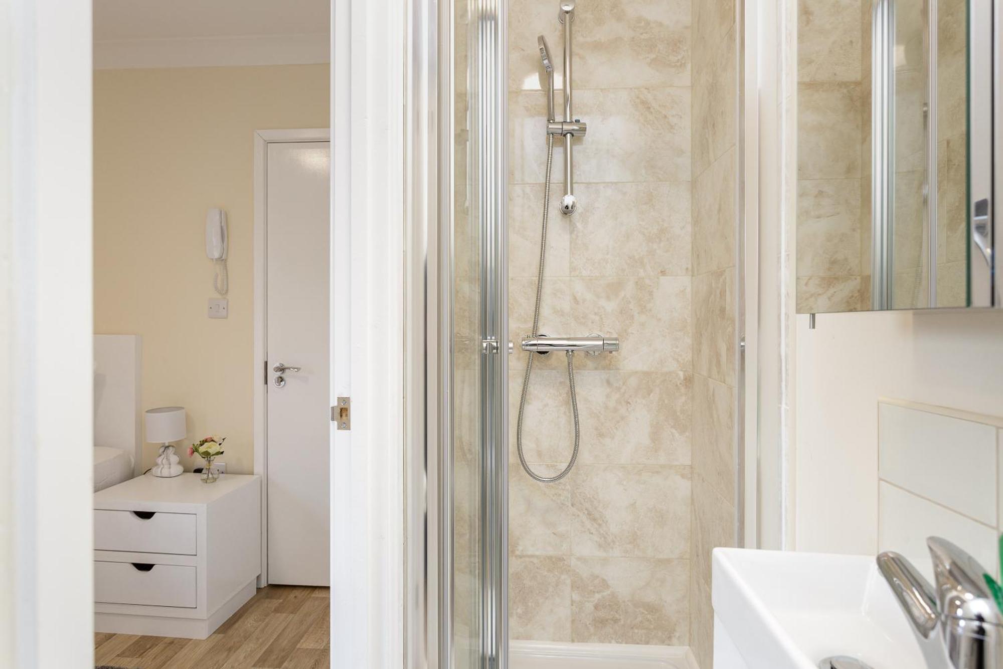 סאות'המפטון Blackberry - Stylish Self-Contained Flats In Soton City Centre חדר תמונה