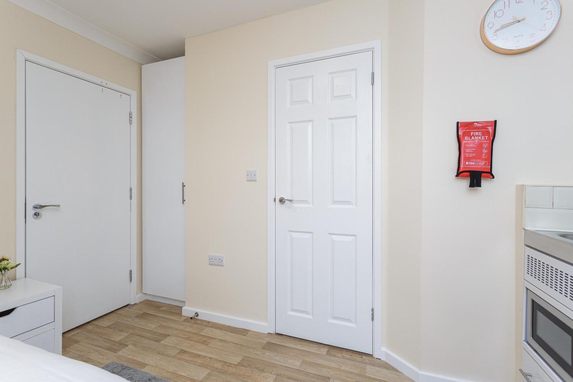 סאות'המפטון Blackberry - Stylish Self-Contained Flats In Soton City Centre חדר תמונה